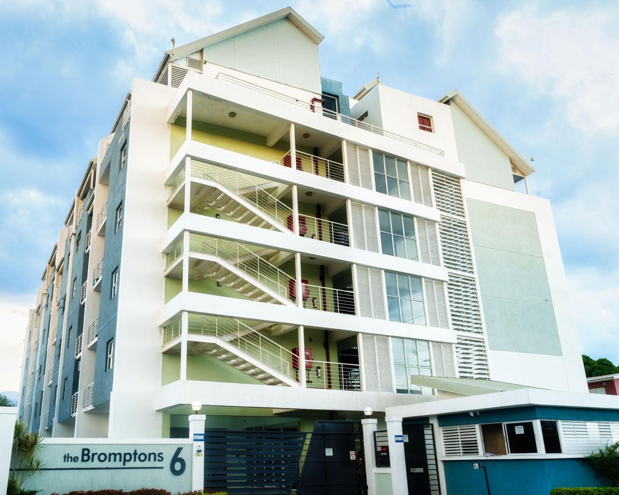 Choose To Be Happy At Brompton Estates - One And Two Bedroom With Pool คิงส์ตัน ภายนอก รูปภาพ